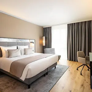**** Hotel Leonardo Royal Bonn Airport Alemania
